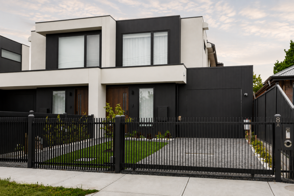 Townhouse in Liverpool Street, Bentleigh East